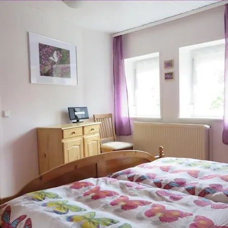 Petit Papillon Nyaraló *