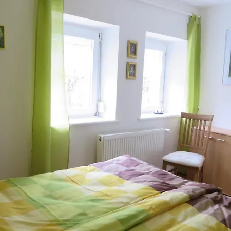 Petit Papillon Nyaraló *